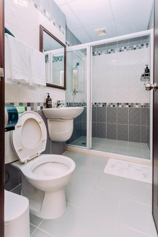 Light Luxury Apartment Apartment T'ai-tung Extérieur photo